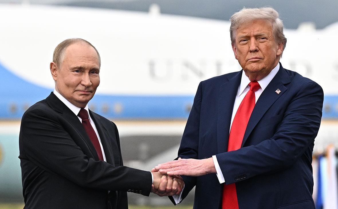 Владимир Путин и Дональд Трамп во время встречи на Аляске в августе 2025 года