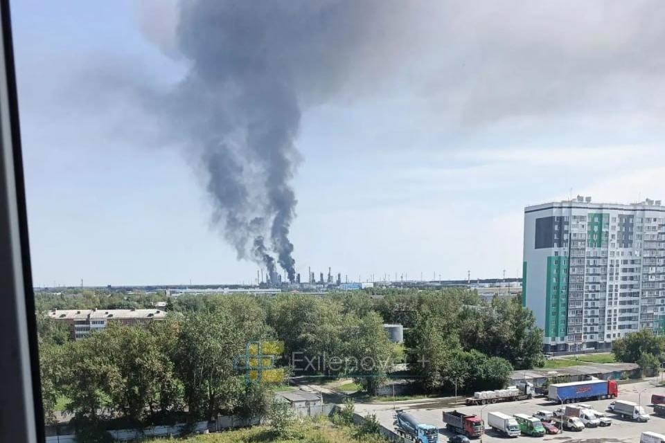 Пожар на территории Тюменского НПЗ, 25 июля 2026 года. Фото: Exilenova+ / Telegram