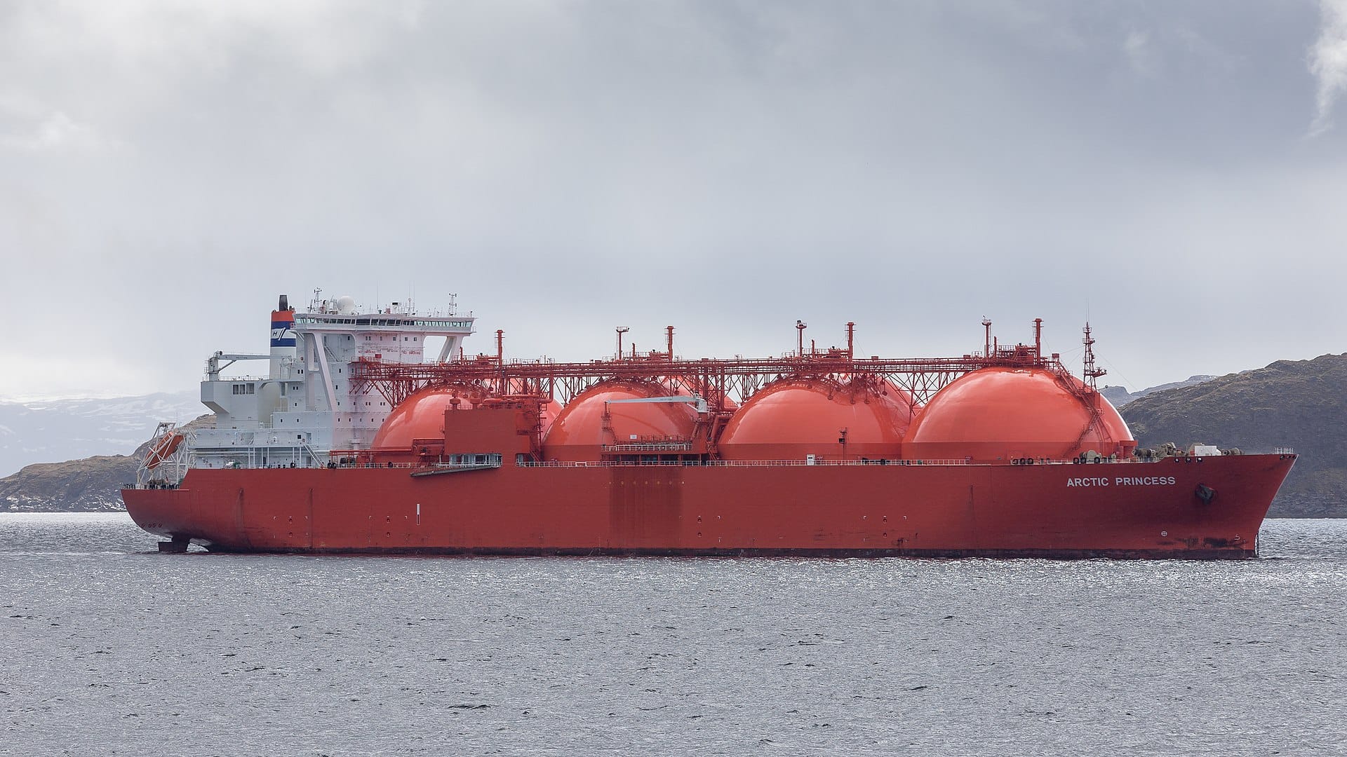Der Spiegel: Германия задумала использовать «Северный поток 2» для газа из США