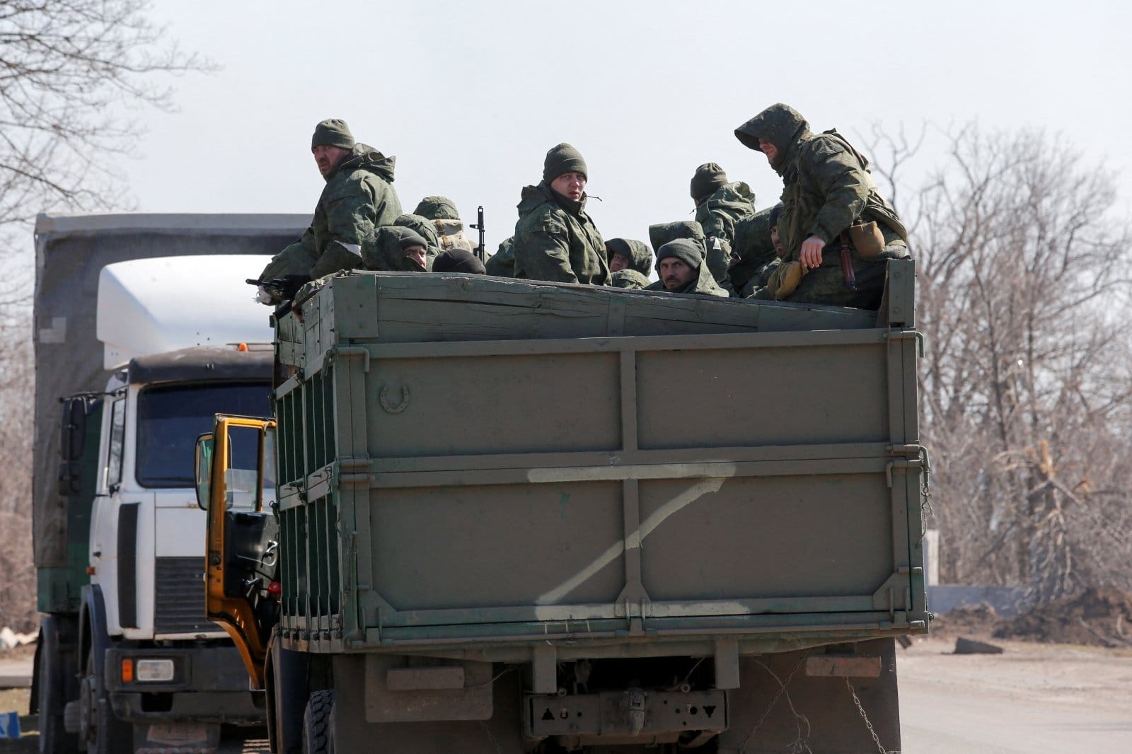 Сотни семей пропавших военных потребовали от Путина найти их близких. Рост недовольства может изменить планы Кремля по Украине — политолог