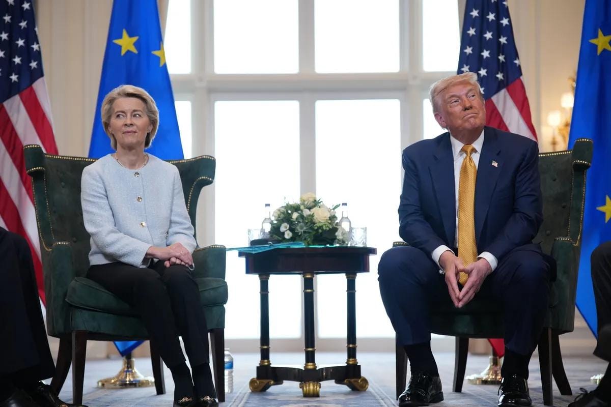 Европарламент готов заморозить торговое соглашение с США из-за угроз Трампа по Гренландии — Bloomberg