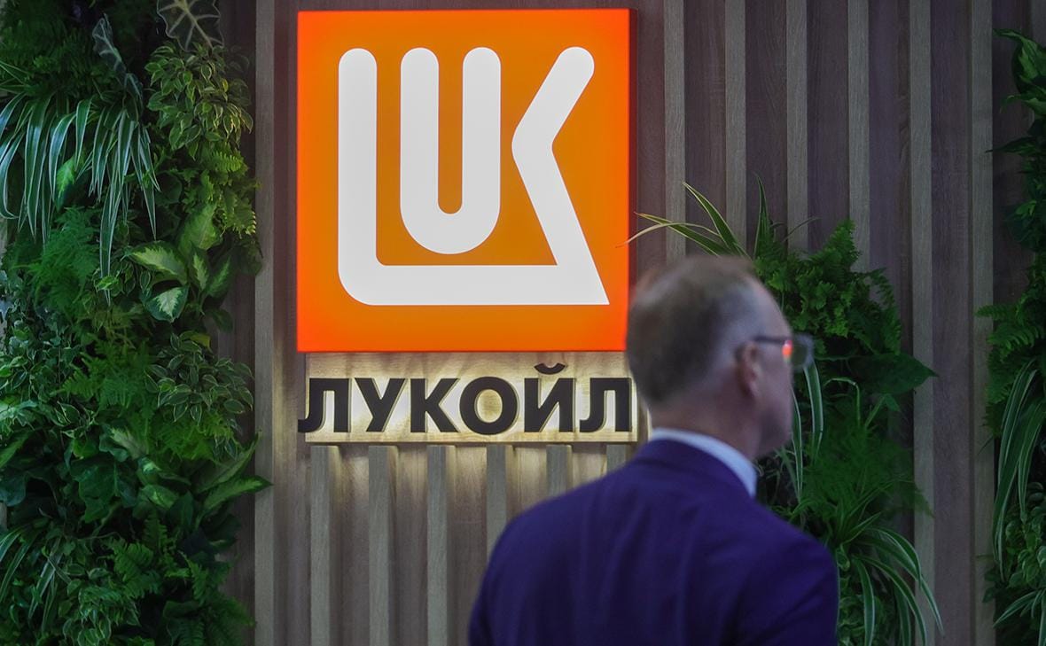 Санкции США помешали «Лукойлу» выйти на рынок торговли зерном — Bloomberg