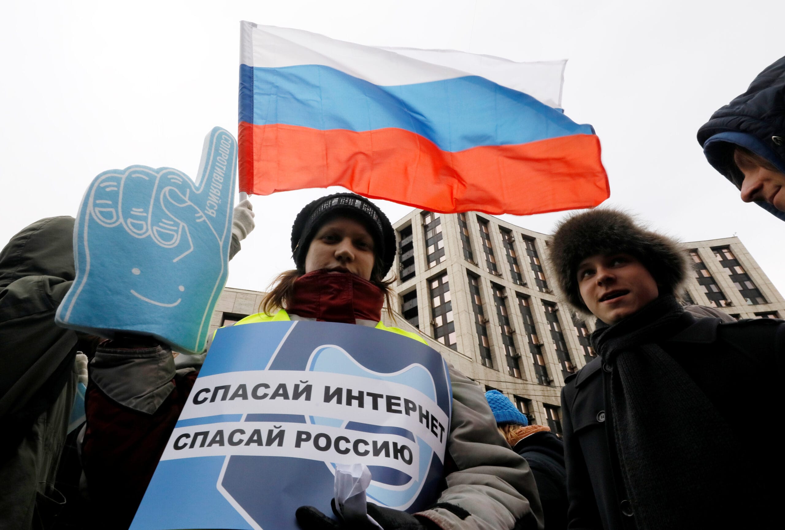 В России применили новый способ блокировки: YouTube, Instagram, WhatsApp Web, сайты независимых СМИ «исчезают» из НСДИ — «На связи»
