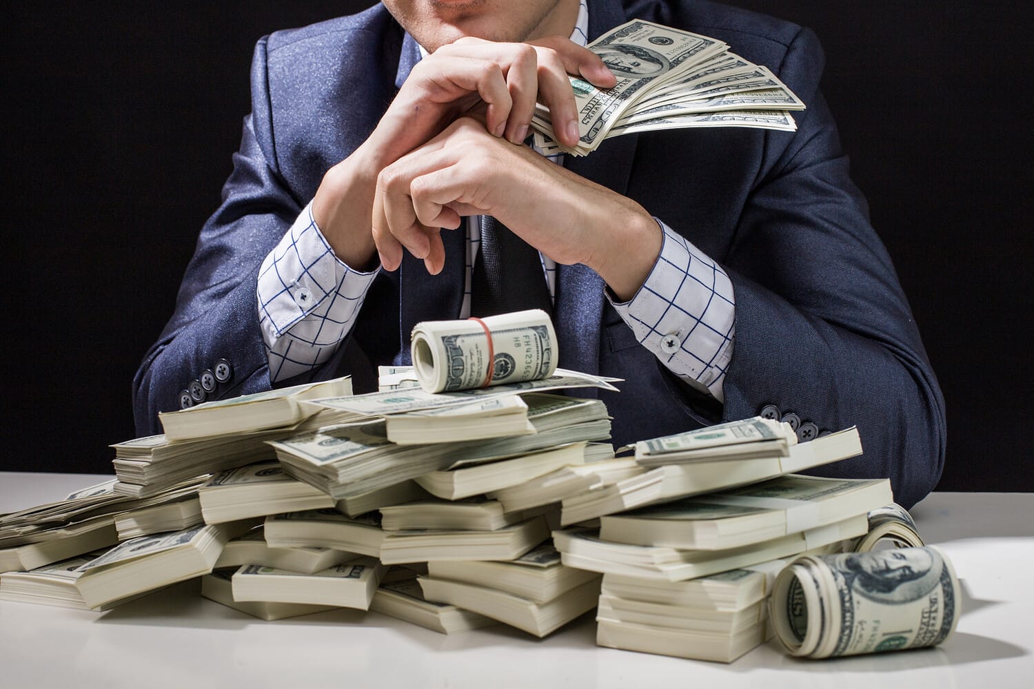 Число российских миллиардеров в мировом рейтинге Forbes выросло до рекордных 155 человек. Четырнадцать из них — «новички» списка 