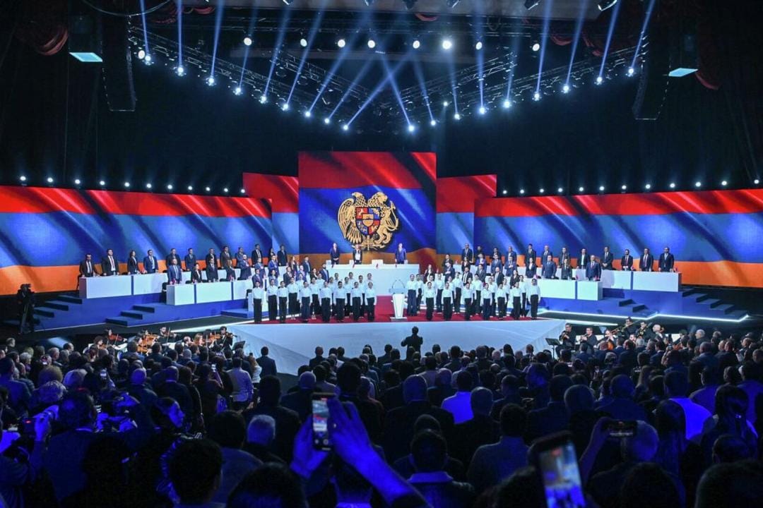 В Армении 14 человек, связанных с партией Самвела Карапетяна, задержаны по делу о взятках в преддверии выборов