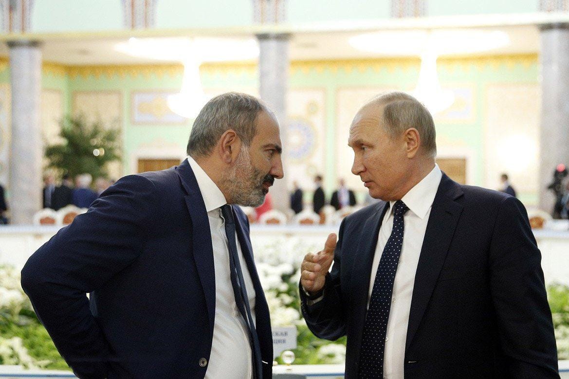 МИД России вызвал в Москву посла в Армении из-за сближения Еревана с ЕС. Ранее Путин угрожал стране «украинским сценарием»