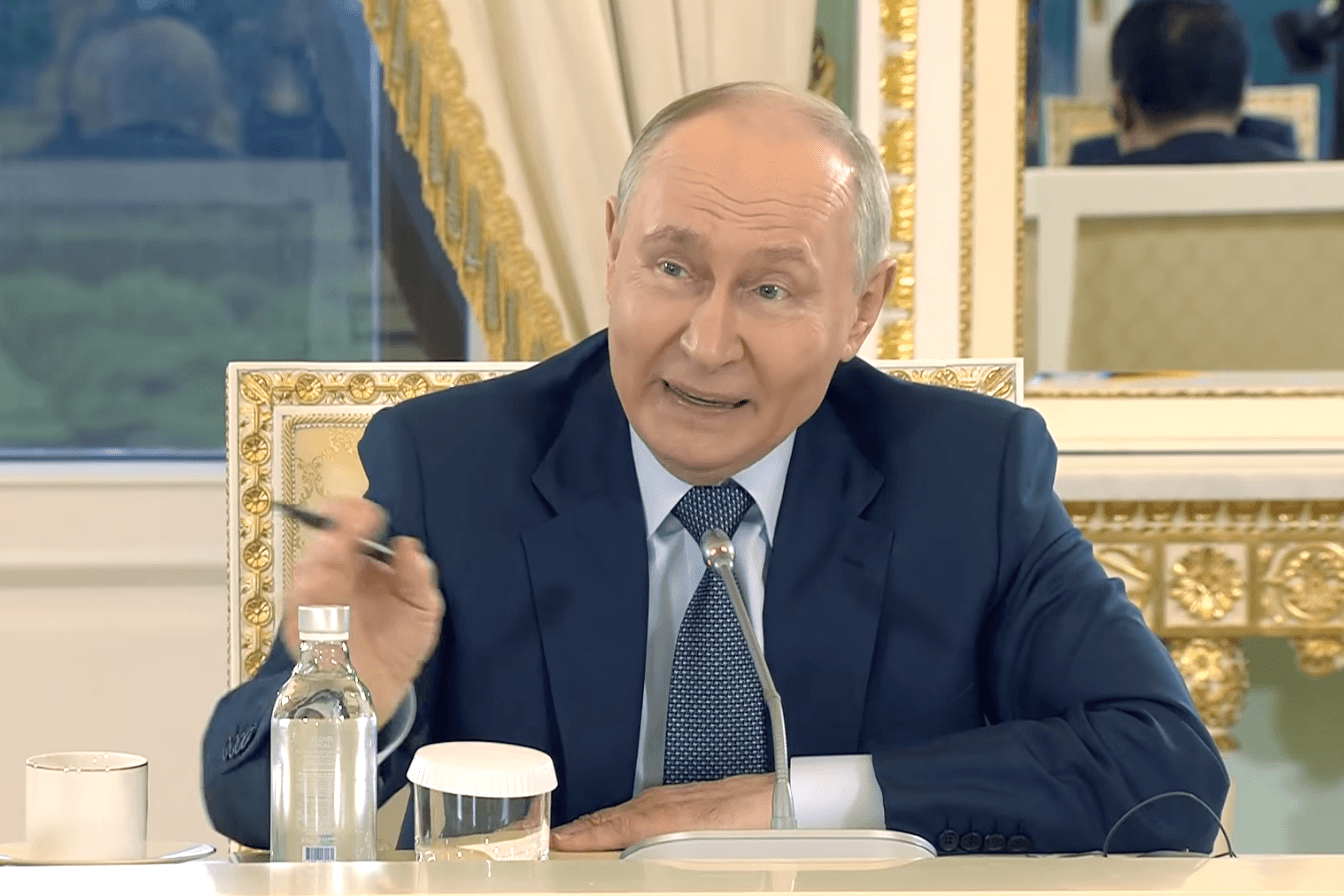 Путин на встрече с главами мировых информагентств назвал условия мира, раскрыл смысл запуска «Орешника» и поддержал АдГ