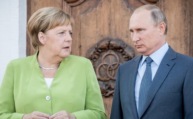 Германия введет санкции против России, если причастность российских властей к отравлению Навального подтвердится