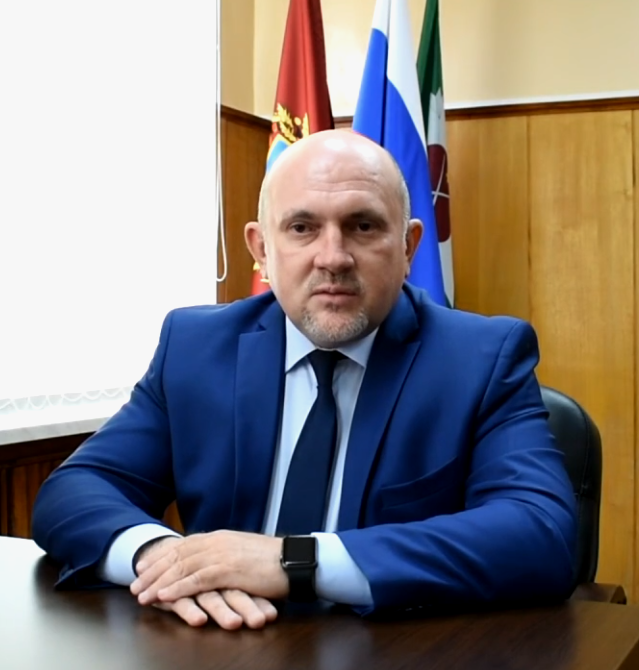 Глава Дятьковского района Брянской области Павел Валяев